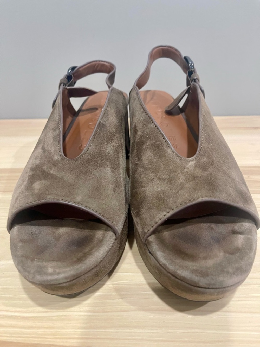 Aerosoles Cornelia Suede Peep Toe Platform Sandals size 10 - Picture 6 of 7